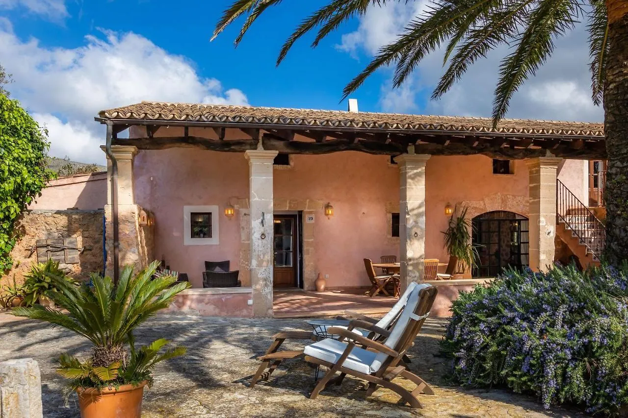 Es Garrovers Capdepera  Ferienhaus